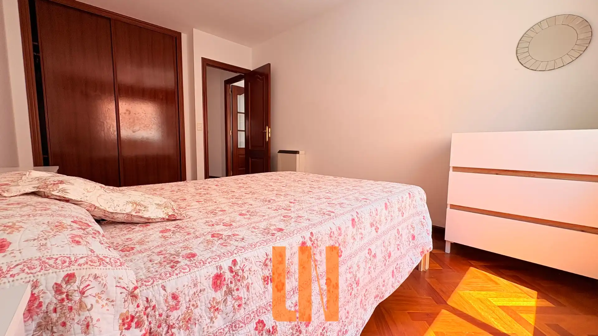 Schlafzimmer von Wohnung zum Verkauf in Oleiros mit Heizung und Parkett