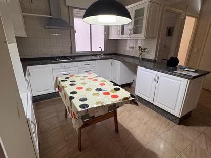 Kitchen of Flat for sale in  Sevilla Capital  with Air Conditioner and Terrace