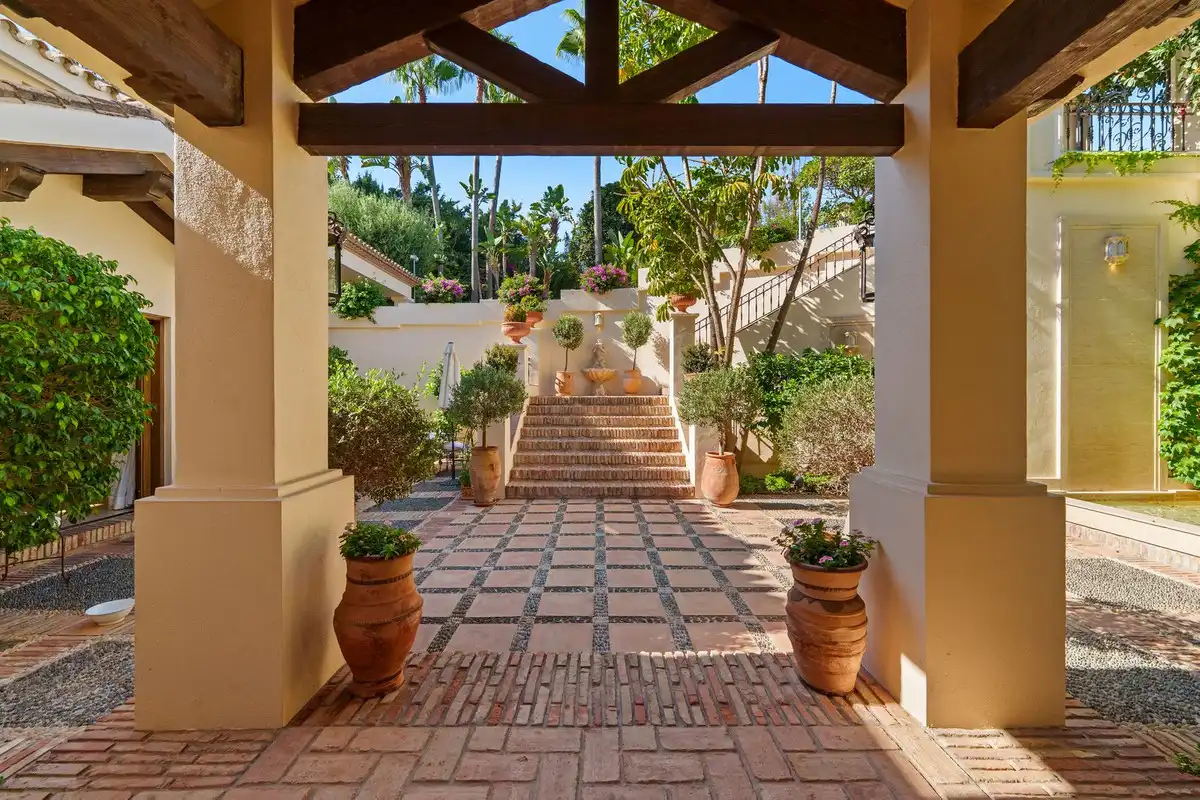 Casa con piscina en venta en San Pedro de Alcántara, imagen 18