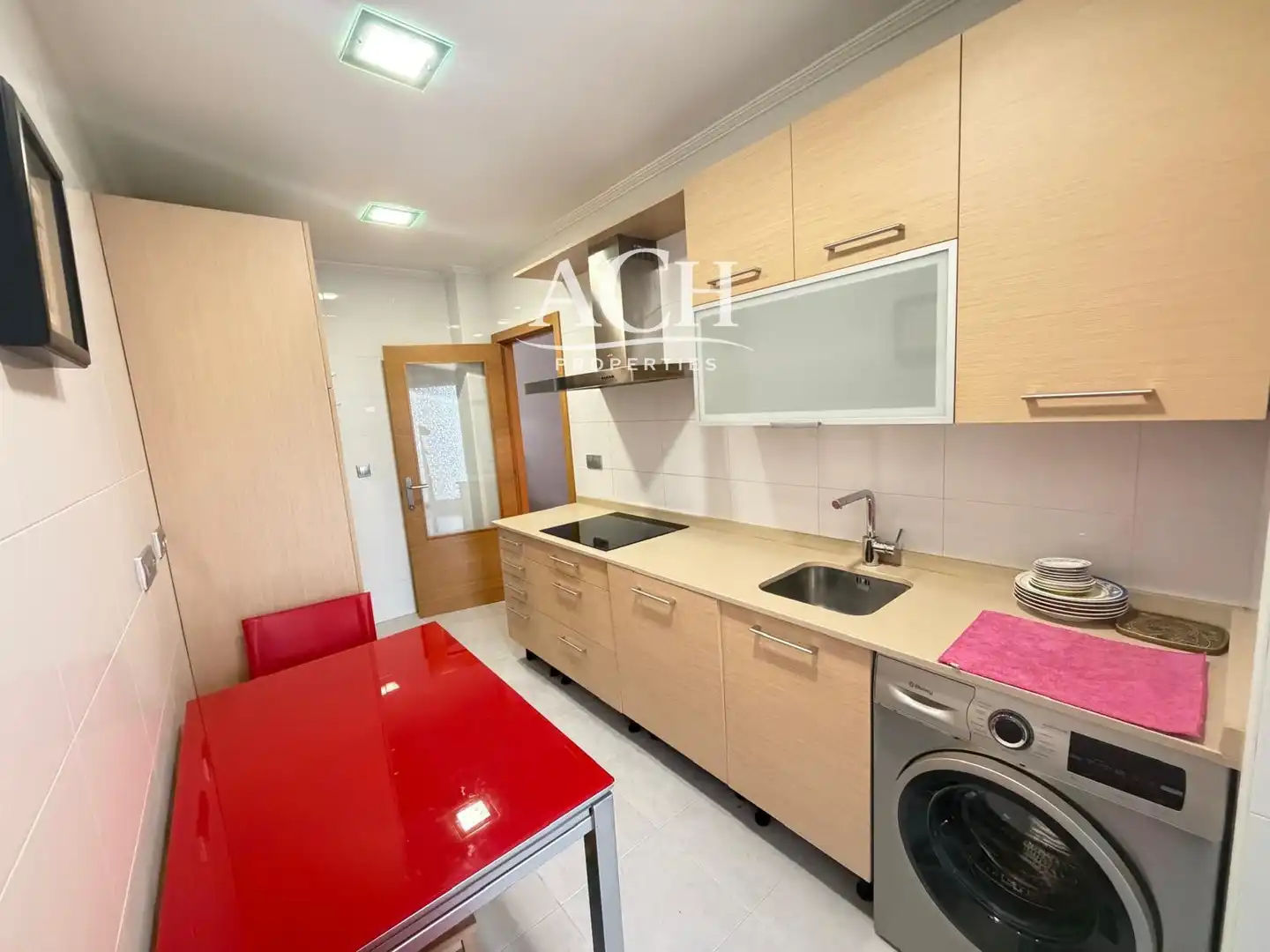 Küche von Wohnung zur Miete in Bilbao  mit Heizung, Parkett und Möbliert