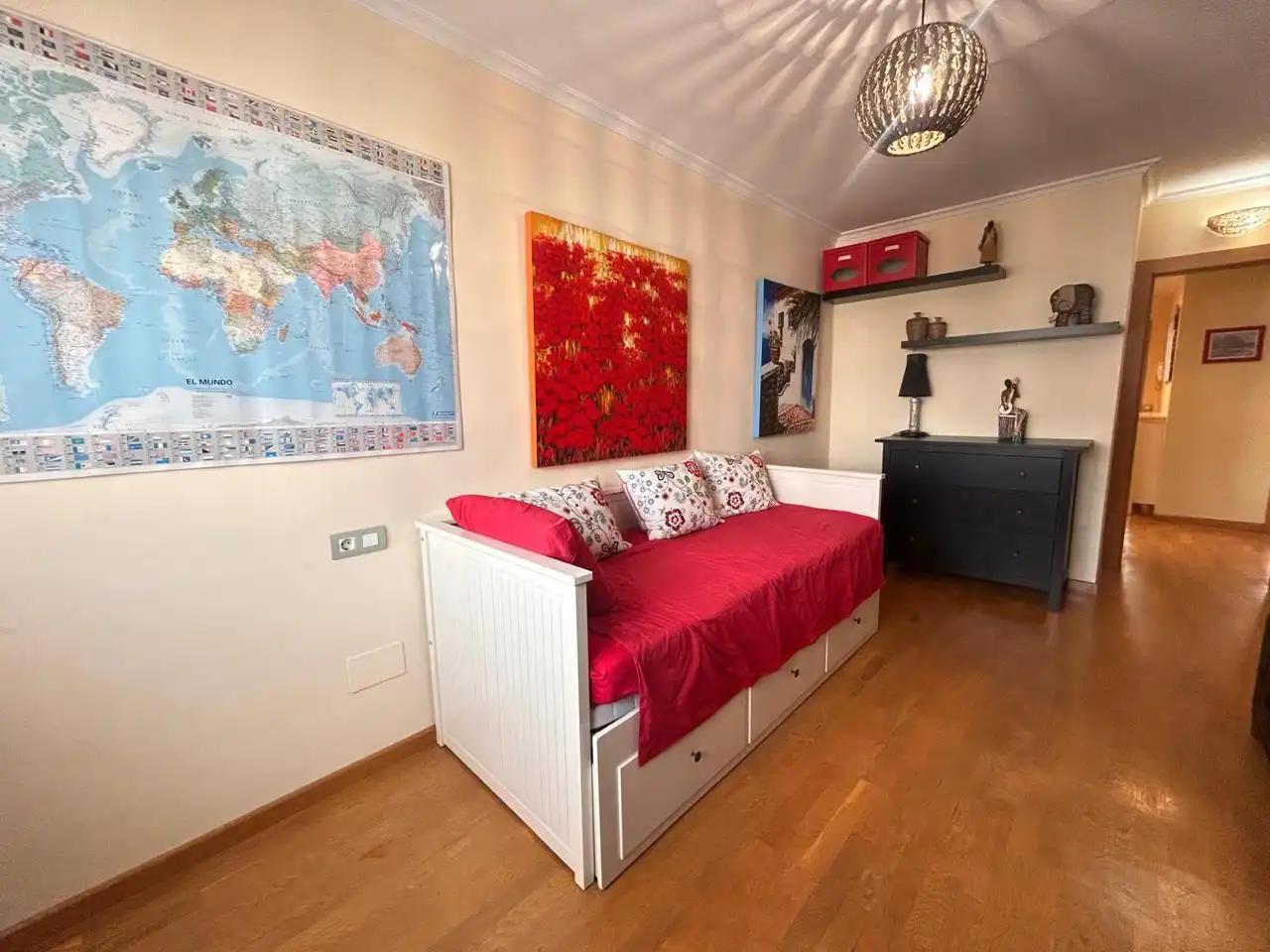 Bedroom of Flat for rent in Gijón   with Heating, Storage room and Furnished