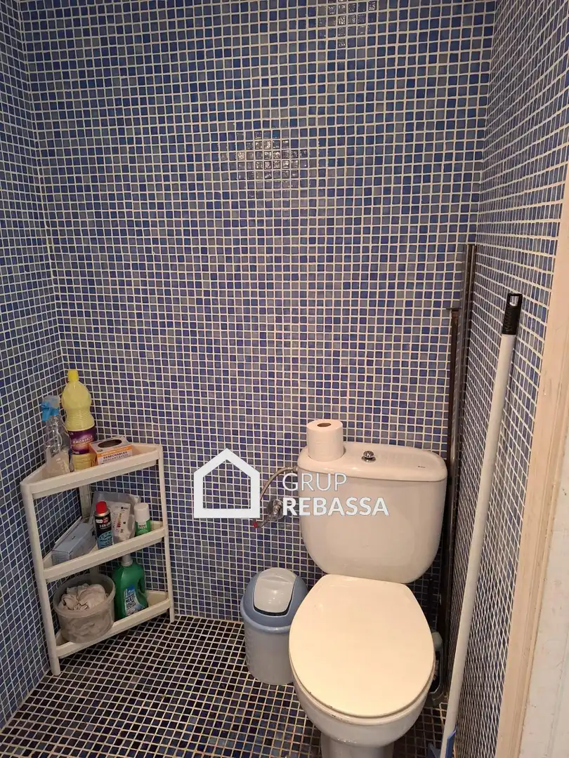 Bany de Local de lloguer en  Palma de Mallorca amb Aire condicionat