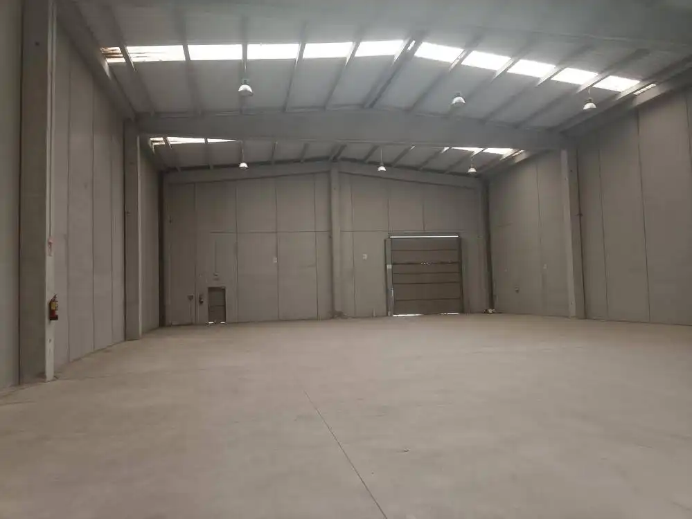 Fabrikhallen zur Miete in Barberà del Vallès