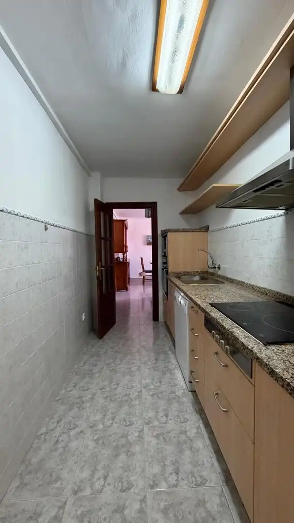 Cocina de Piso en venta en Marbella con Aire acondicionado