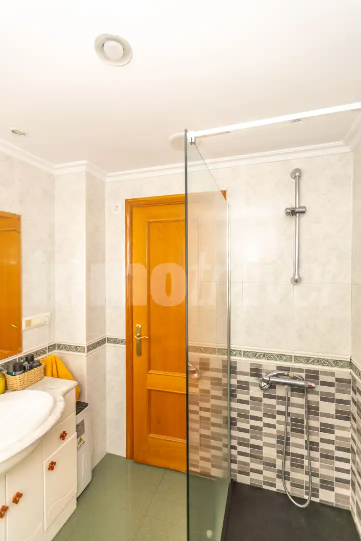 Piso con ascensor en venta en Rua da Perla 13, imagen 28