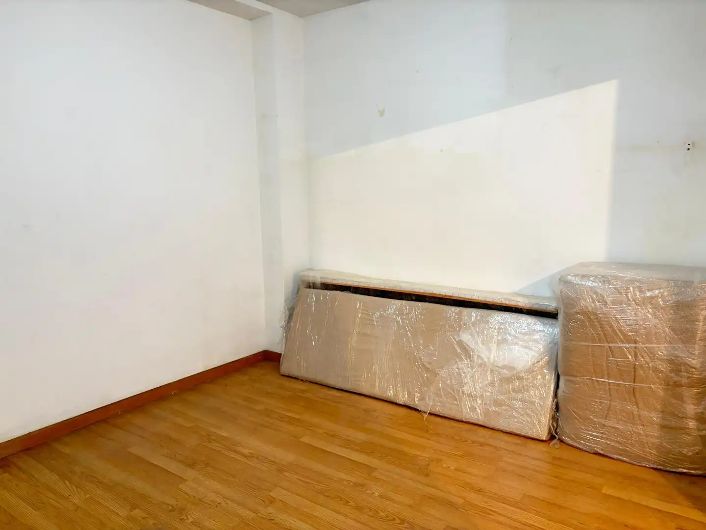 Habitación de Estudio en venta en Barcelona con Alarma