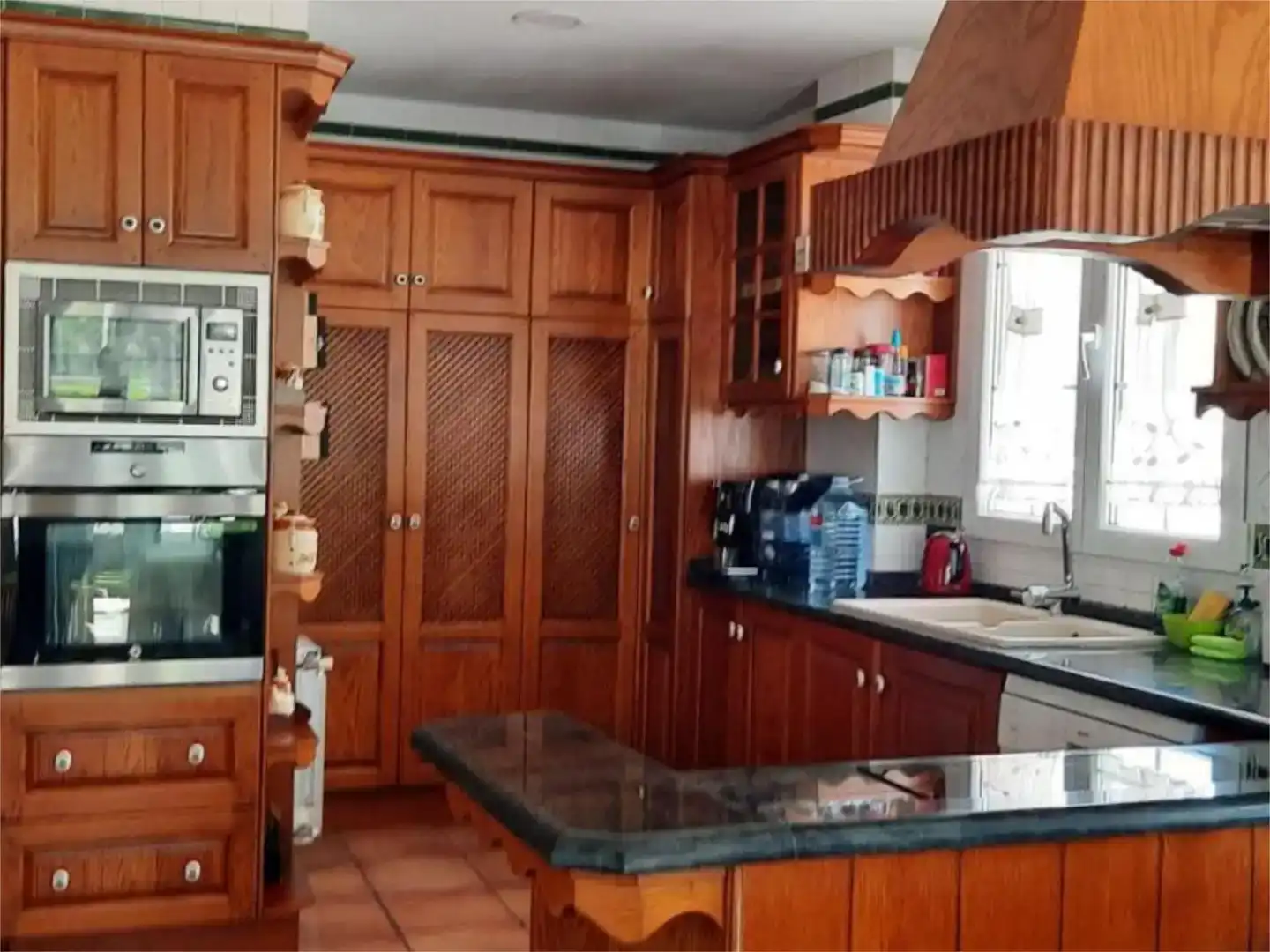 Cuina de Casa o xalet de lloguer en Castellón de la Plana / Castelló de la Plana amb Aire condicionat, Jardí privat i Parquet