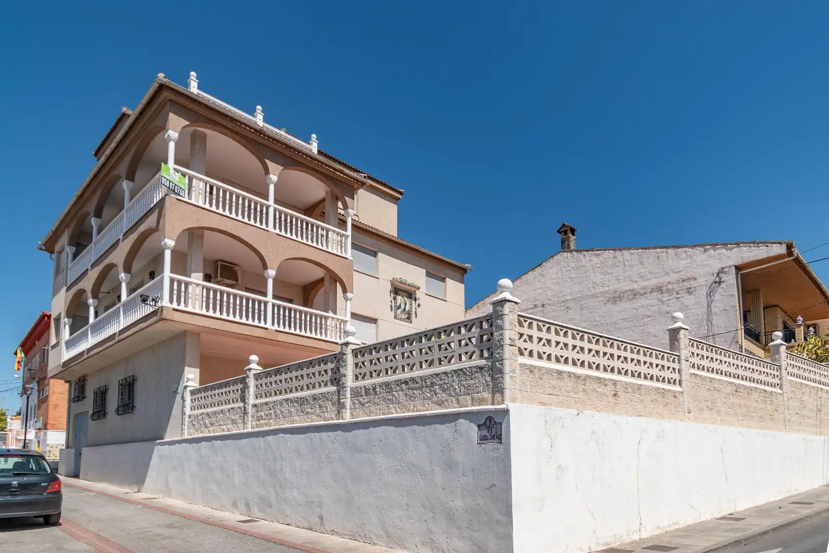 Exterior view of Detached homes for sale in Jun  with Terrace, Furnished and Alarm