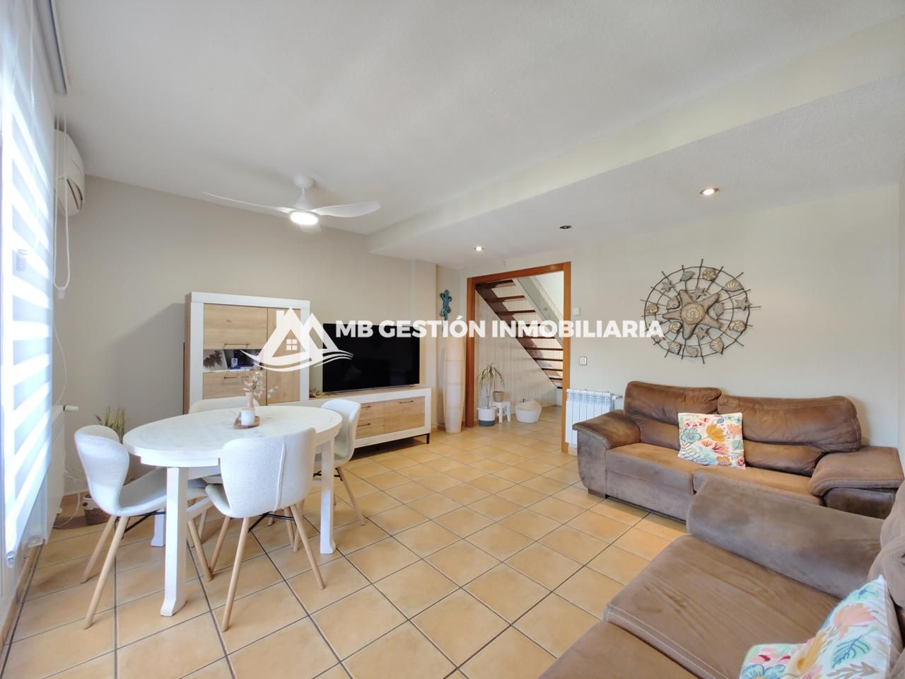 Living room of Duplex for sale in Fuenlabrada  with Air Conditioner, Heating and Terrace