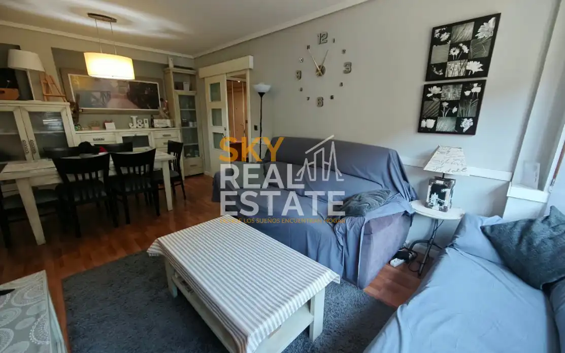 Piso con ascensor en venta en Calle Doctor Pérez Serrano