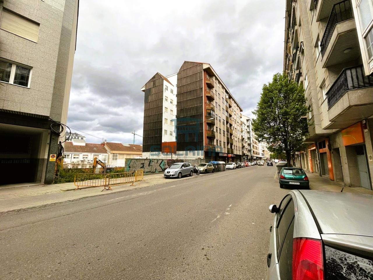 Vista exterior de Apartament en venda en Ourense Capital  amb Calefacció i Balcó