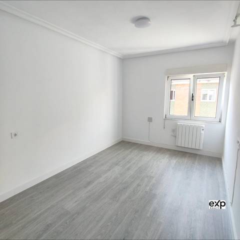 Piso en Venta en Calle Calle Doctor Fleming, 6 en La Felguera