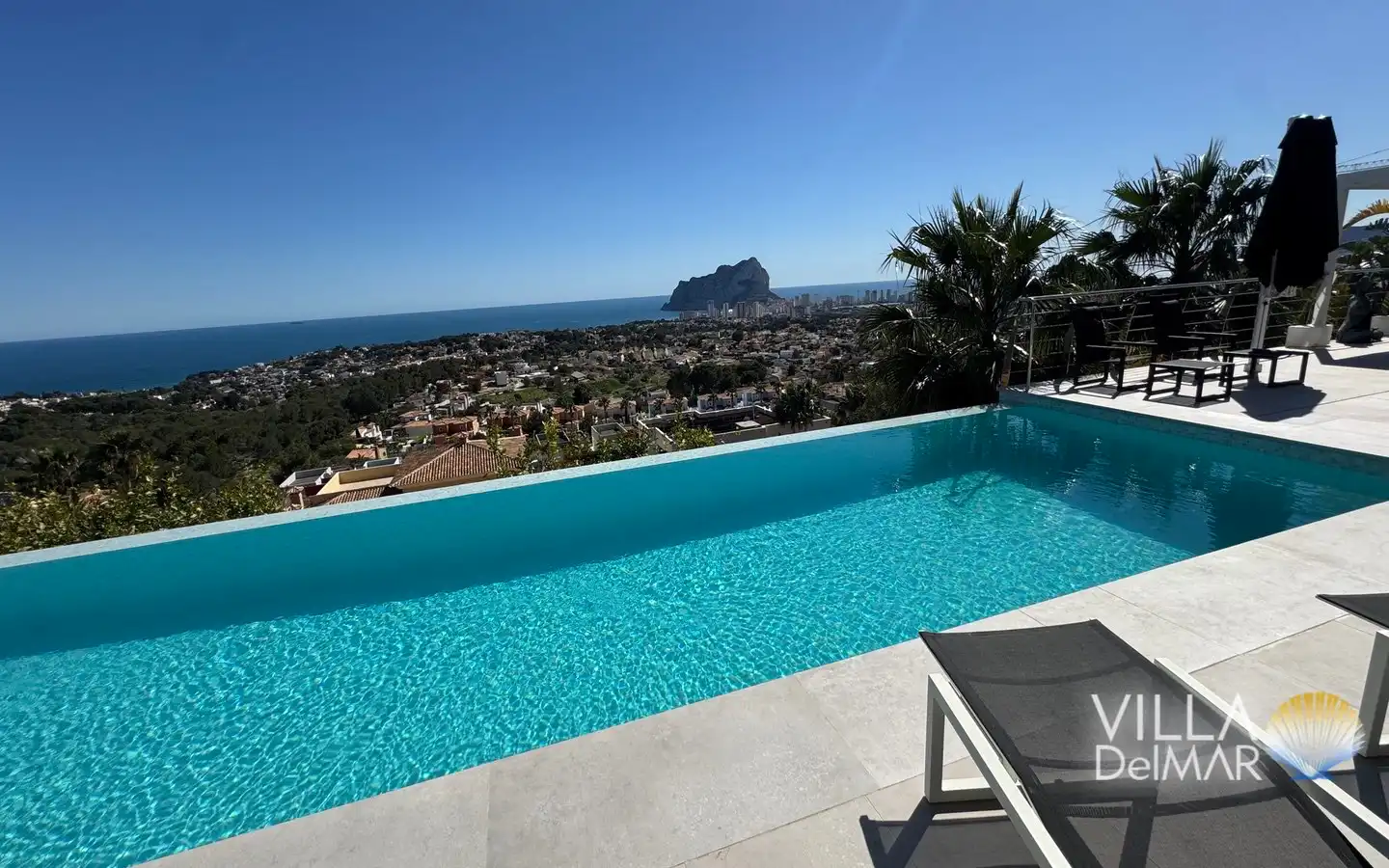 Schwimmbecken von Haus oder Chalet zum Verkauf in Calpe / Calp mit Klimaanlage, Heizung und Privatgarten