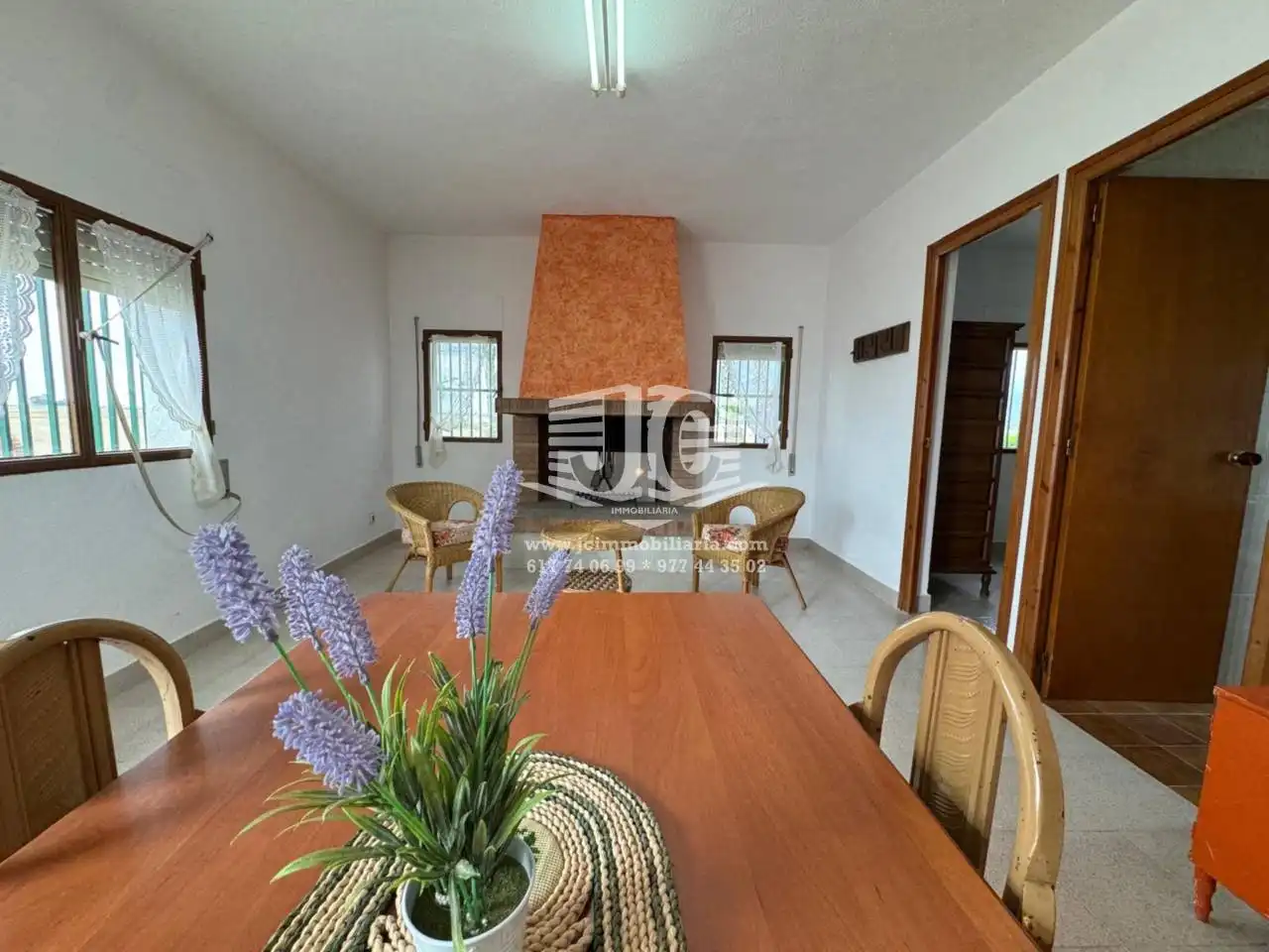 Sala de estar de Casa o chalet en venta en Amposta con Jardín privado, Terraza y Amueblado