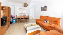 Living room of Flat for sale in  Granada Capital  with Terrace and Balcony