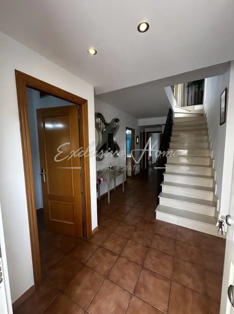 Villa avec terrasse à vendre à Carrer Donosti