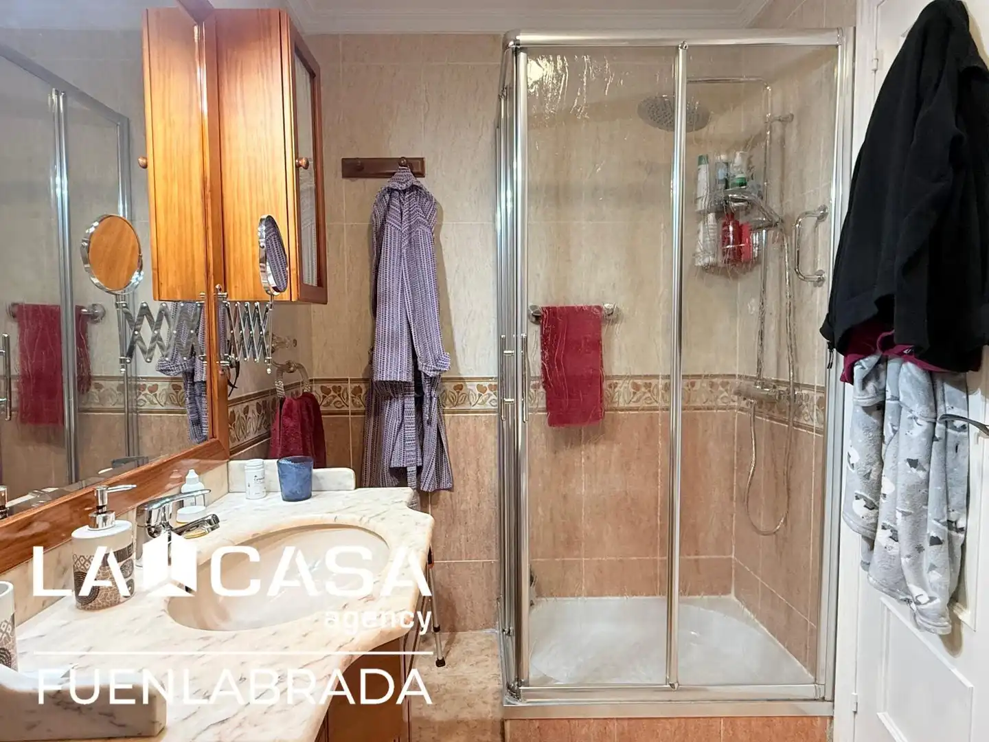 Bany de Casa adosada en venda en Griñón amb Aire condicionat, Terrassa i Piscina