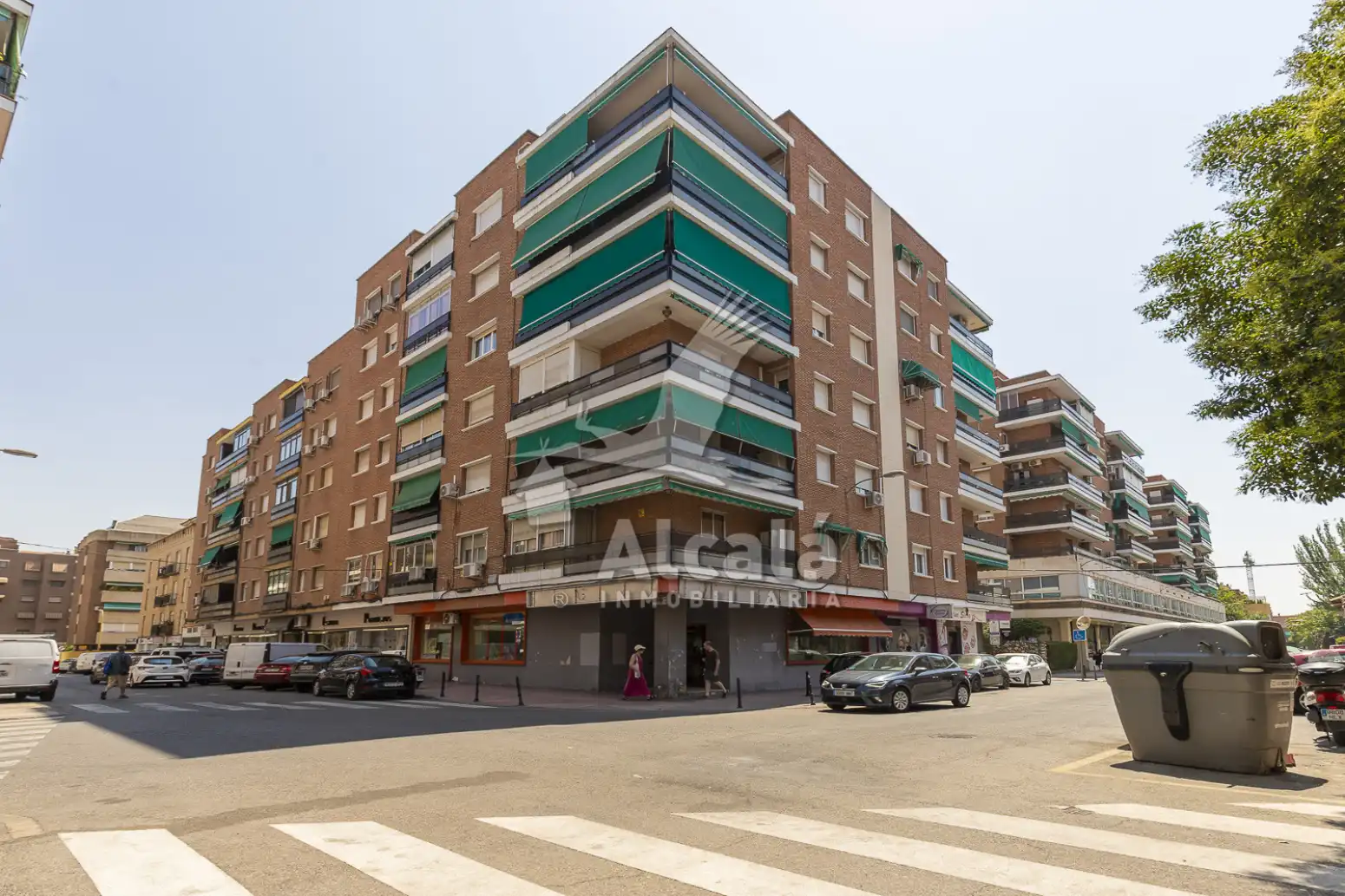 Vista exterior de Piso en venta en Alcalá de Henares con Calefacción, Jardín privado y Parquet
