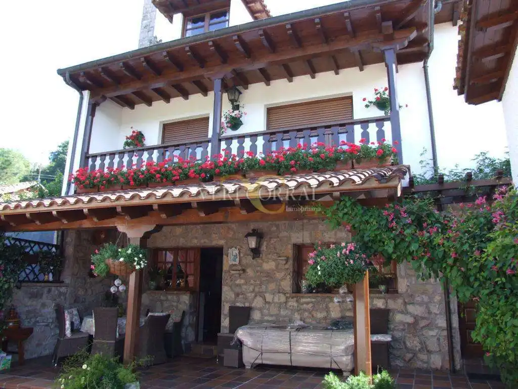 Casa o chalet en venta en Coviella, Cangas de Onís