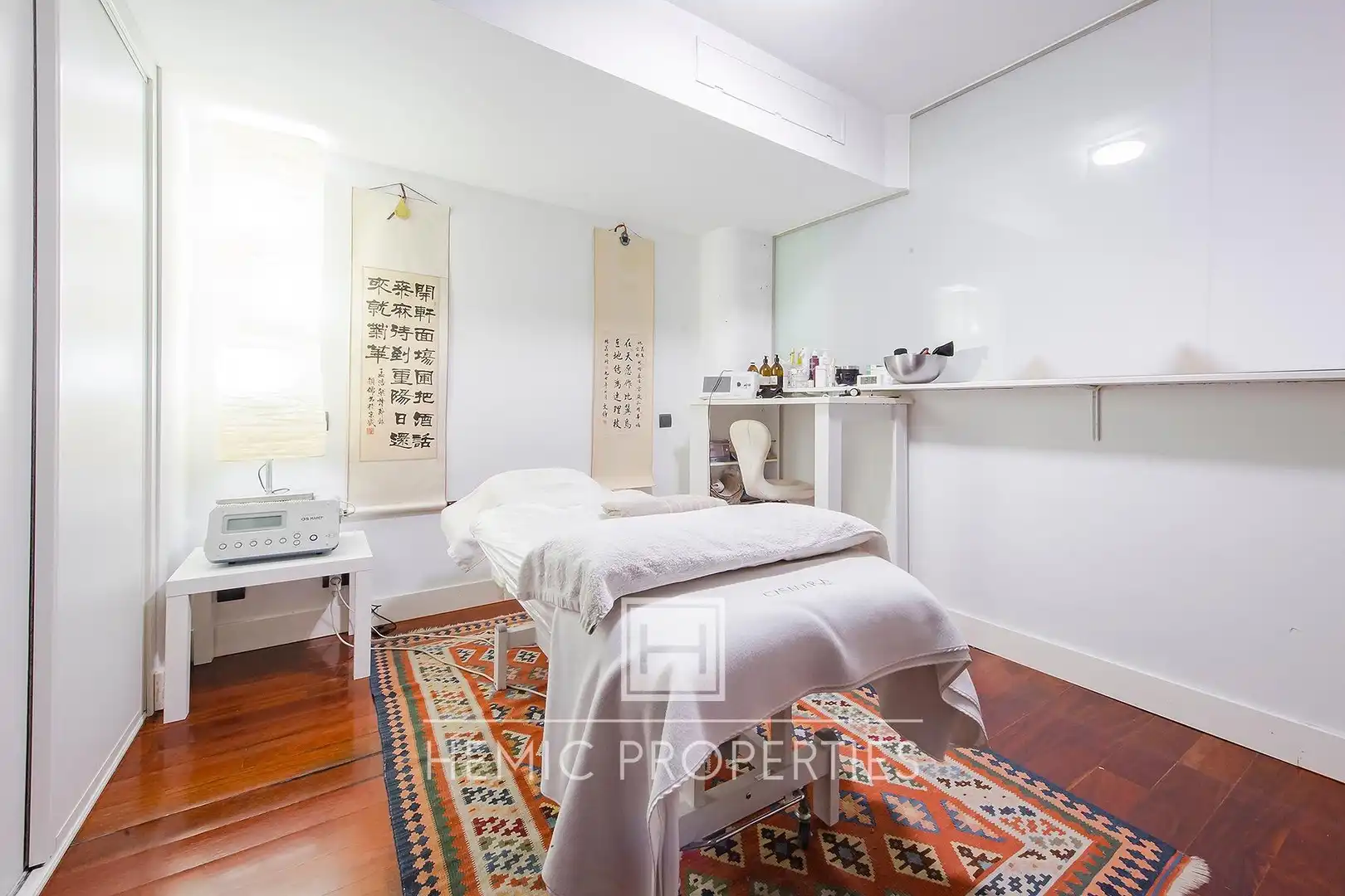 Schlafzimmer von Loft zum Verkauf in Madrid mit Heizung, Parkett und Gemeinschaftspool