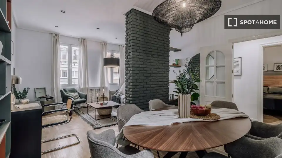 Living room of Apartments for share in Madrid  with Air Conditioner, Terrace and Furnished