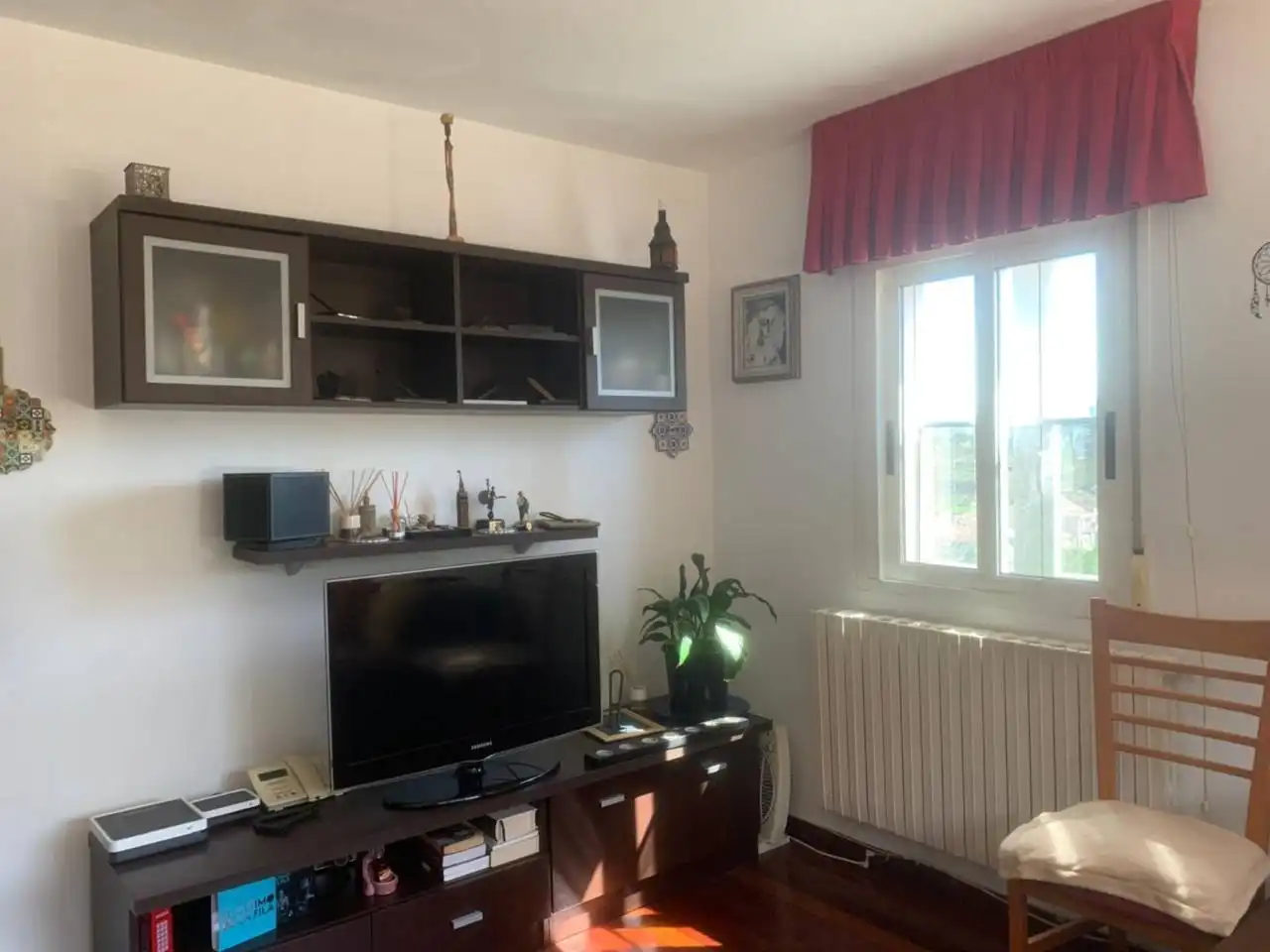 Sala de estar de Casa o chalet en venta en Alfoz con Calefacción, Parquet y Terraza