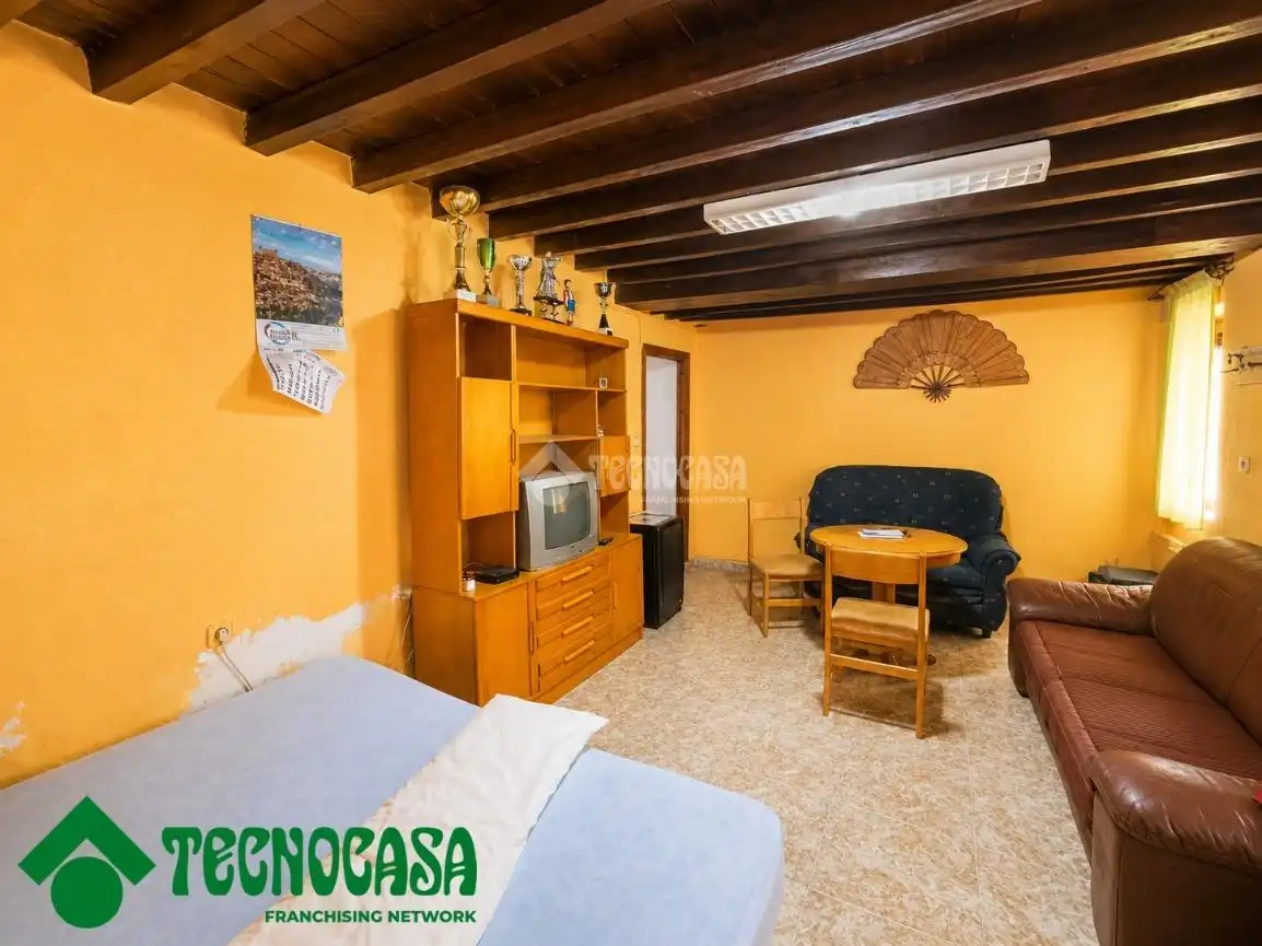 Dormitori de Casa adosada en venda en Navahermosa