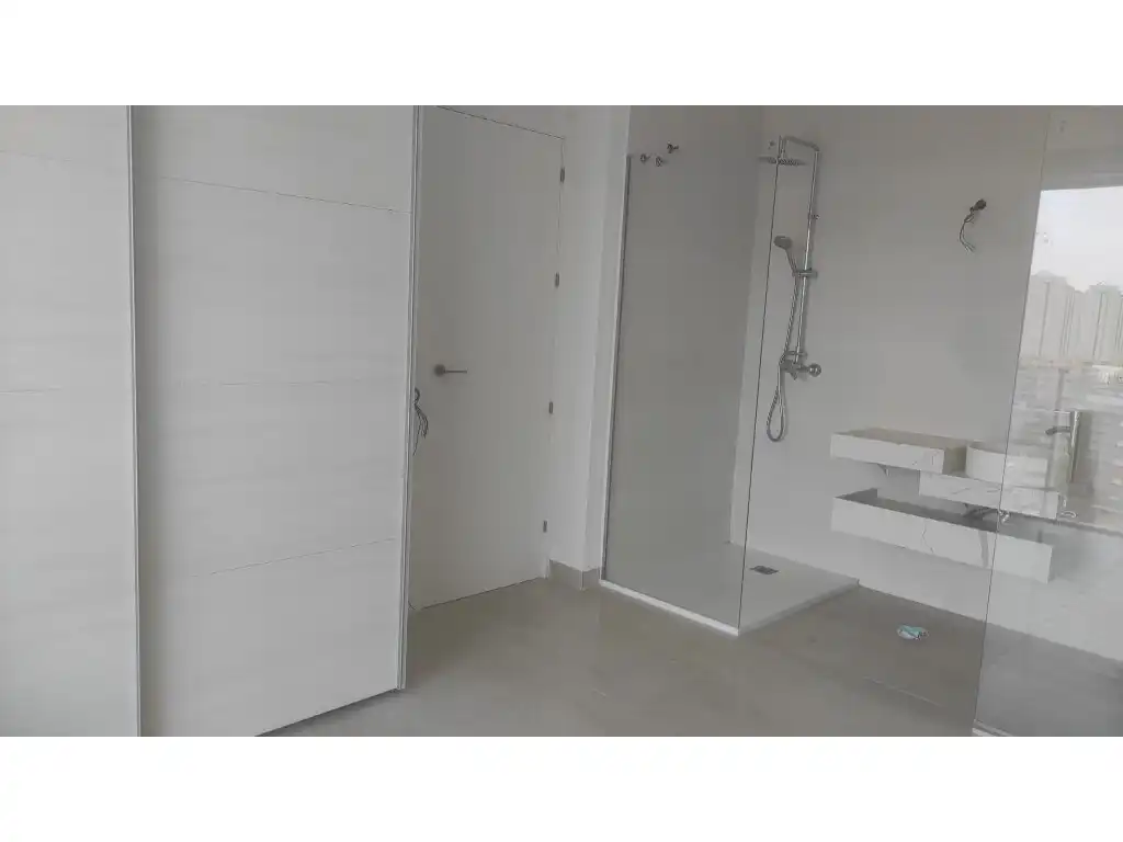 Baño de Apartamento en venta en Finestrat con Jardín privado y Piscina