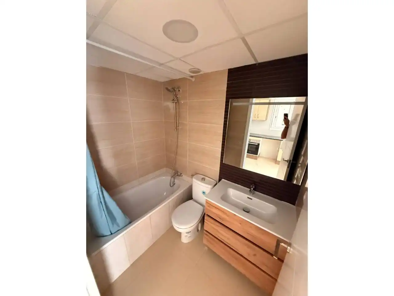Bathroom of Study for rent in Blanes