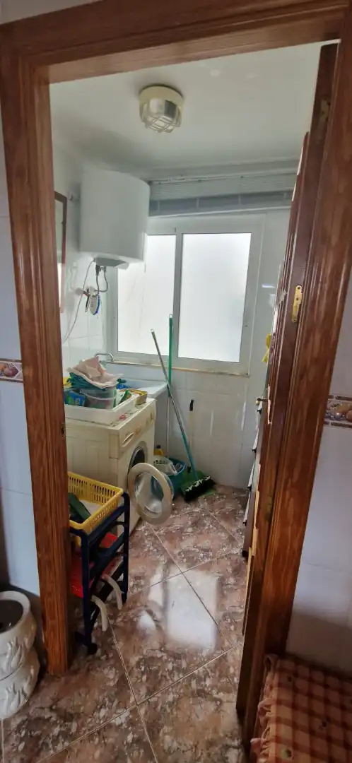 Bany de Pis en venda en Torrevieja amb Calefacció i Terrassa