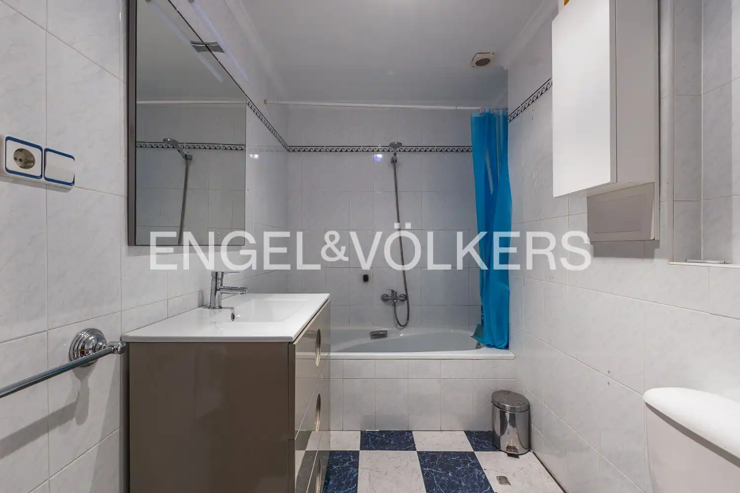 Bathroom of Flat for sale in Jávea / Xàbia  with Heating and Balcony