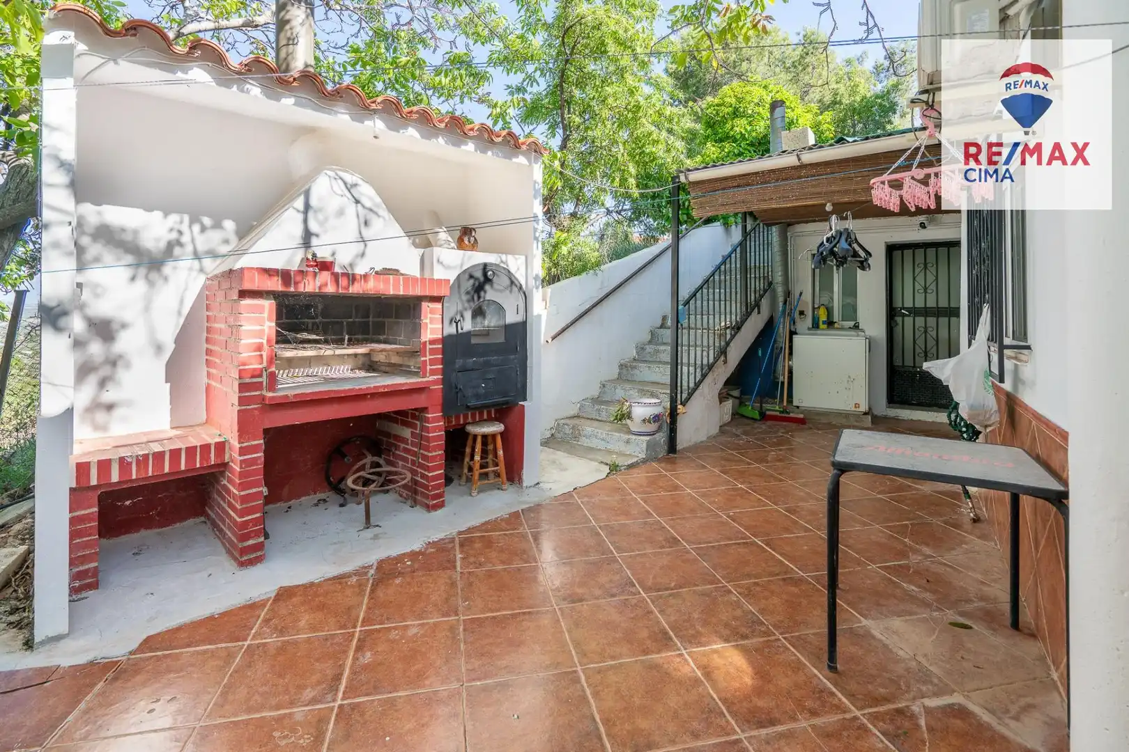 Terrassa de Casa o xalet en venda en Baza amb Calefacció, Jardí privat i Terrassa