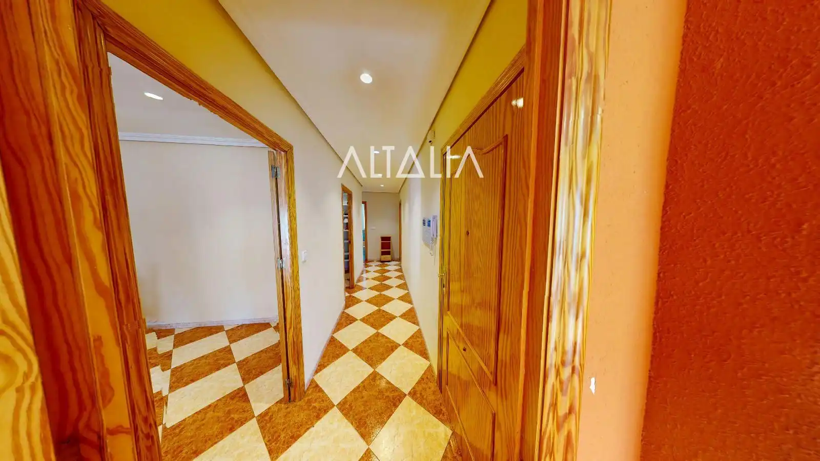 Piso en venta en Cuenca con Calefacción y Terraza