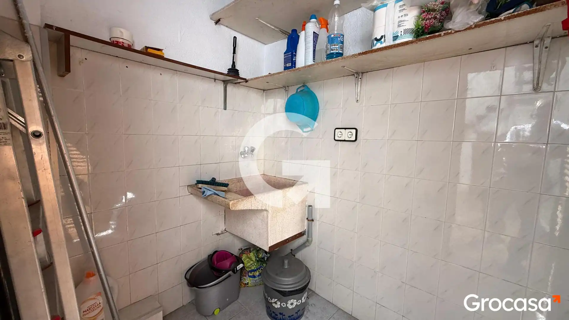 Kitchen of Flat for sale in Mataró  with Air Conditioner, Terrace and Oven