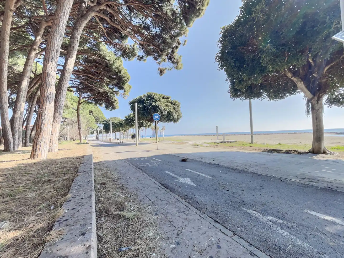 Vista exterior de Piso en venta en Cambrils con Aire acondicionado, Calefacción y Amueblado