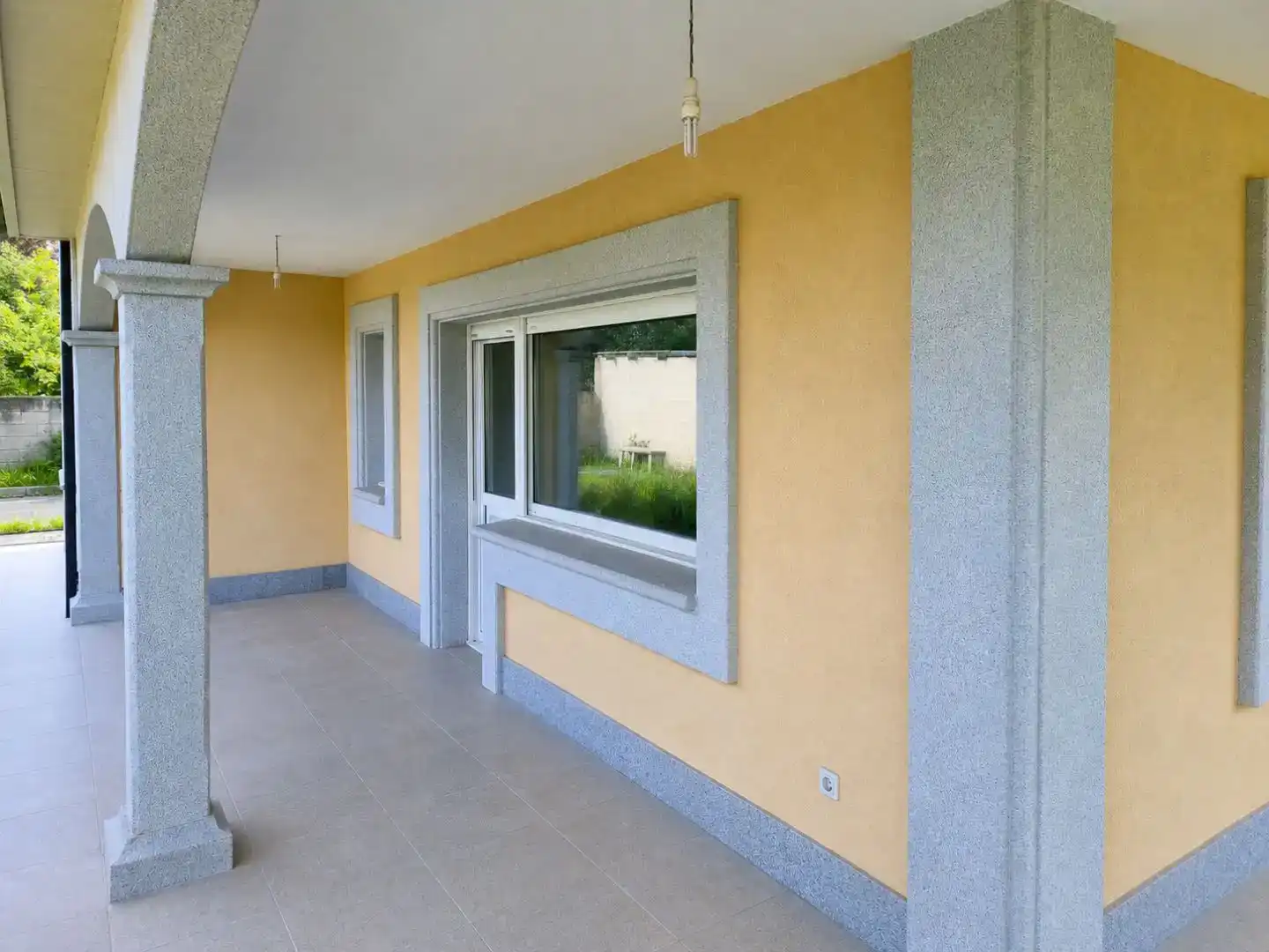 Vista exterior de Piso en venta en Carballo con Piscina y Balcón