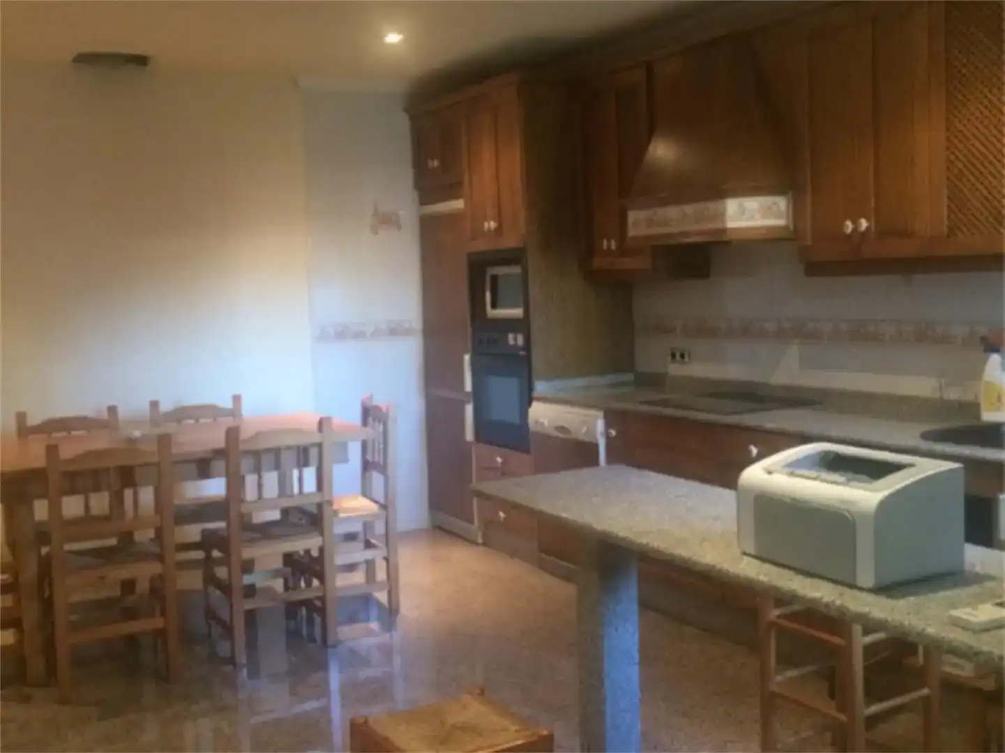 Cocina de Piso en venta en Saucedilla con Aire acondicionado, Jardín privado y Amueblado