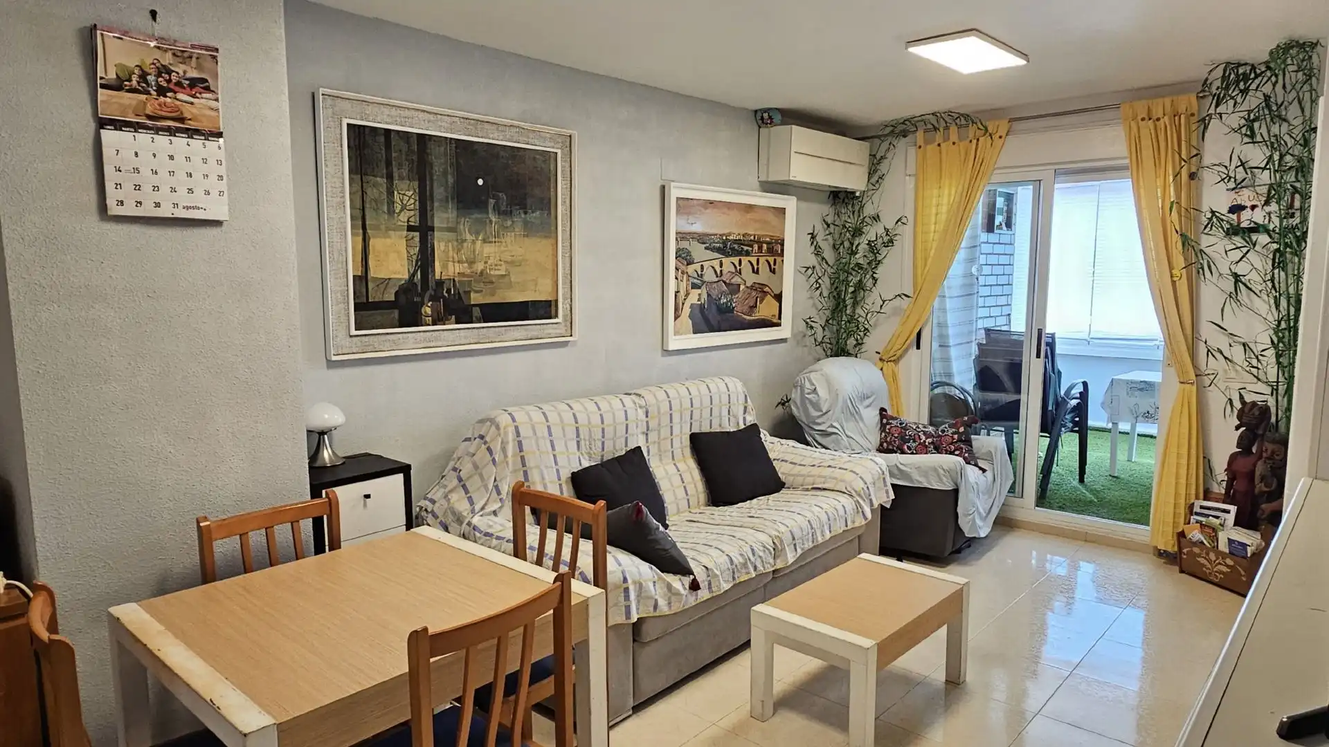 Sala de estar de Apartamento en venta en Oropesa del Mar / Orpesa con Aire acondicionado, Calefacción y Terraza