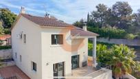 Vista exterior de Casa o xalet en venda en La Bisbal del Penedès amb Aire condicionat, Calefacció i Terrassa