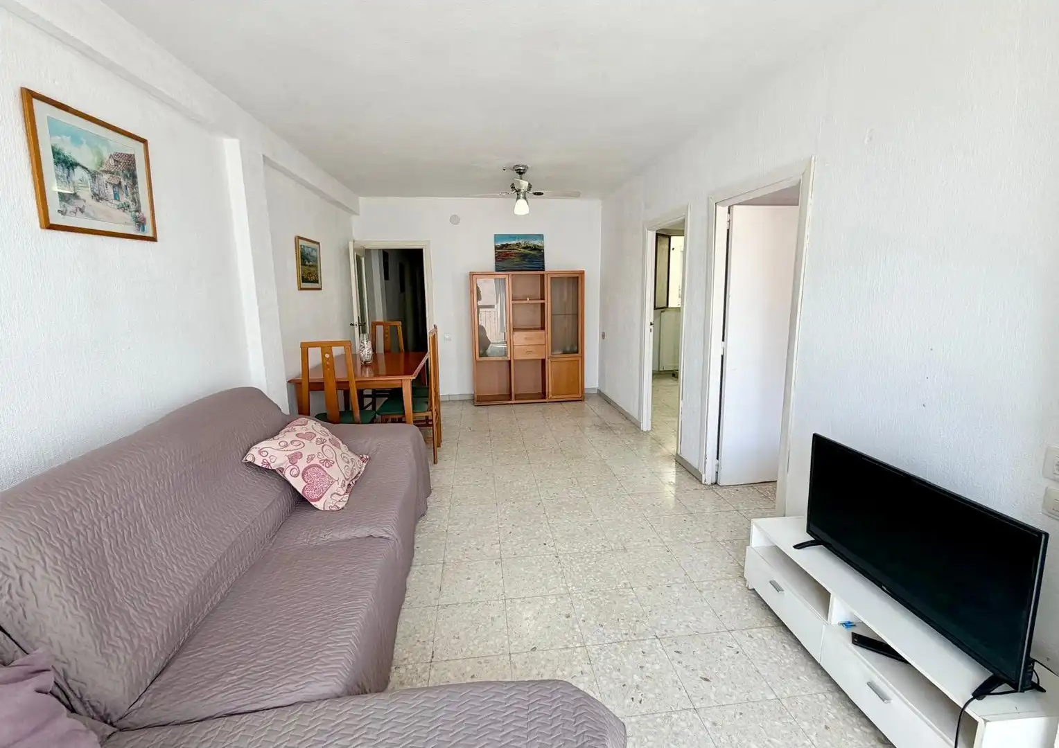 Sala d'estar de Pis en venda en Almería amb Aire condicionat, Calefacció i Moblat