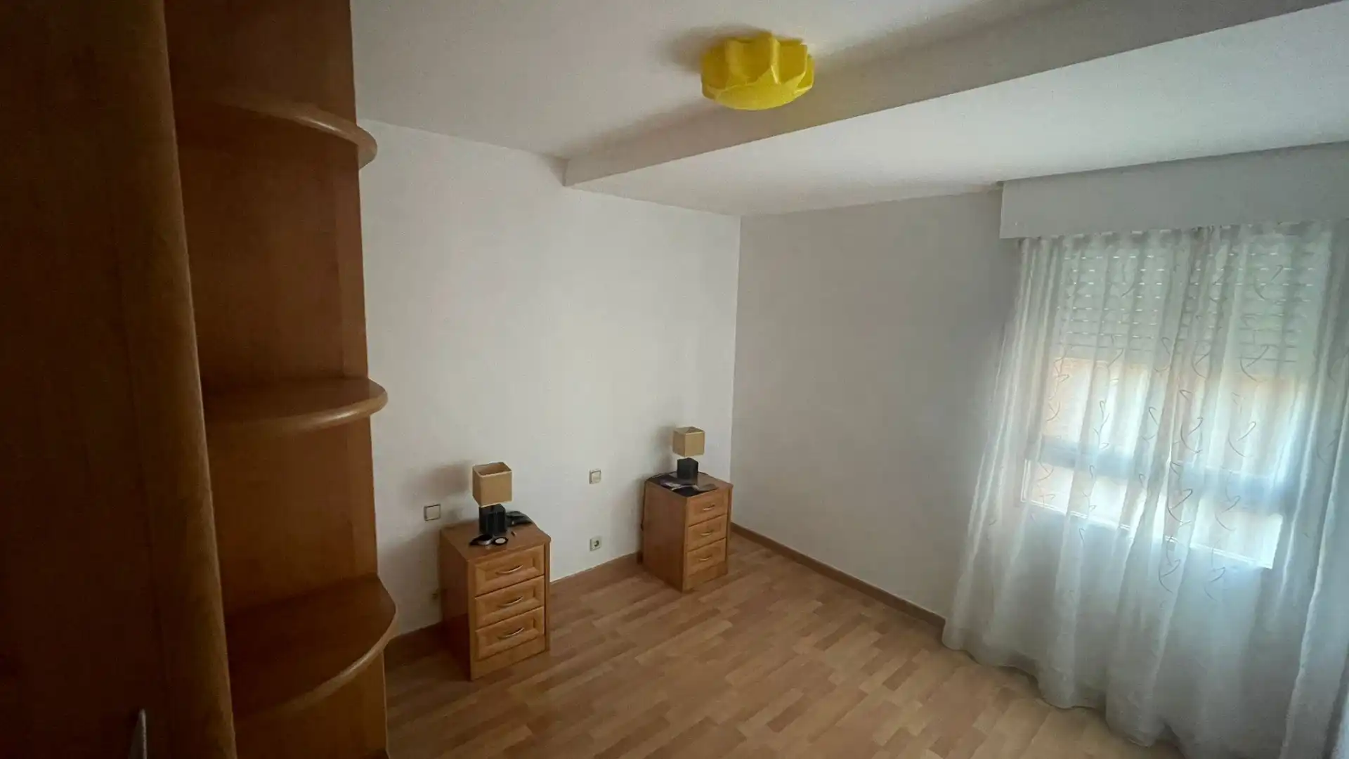 Wohnung zur Miete in Avenida de Moratalaz, Marroquina