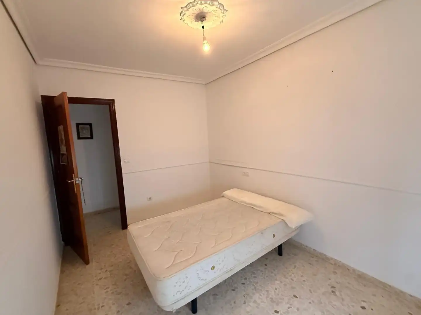 Bedroom of Flat for sale in Montoro