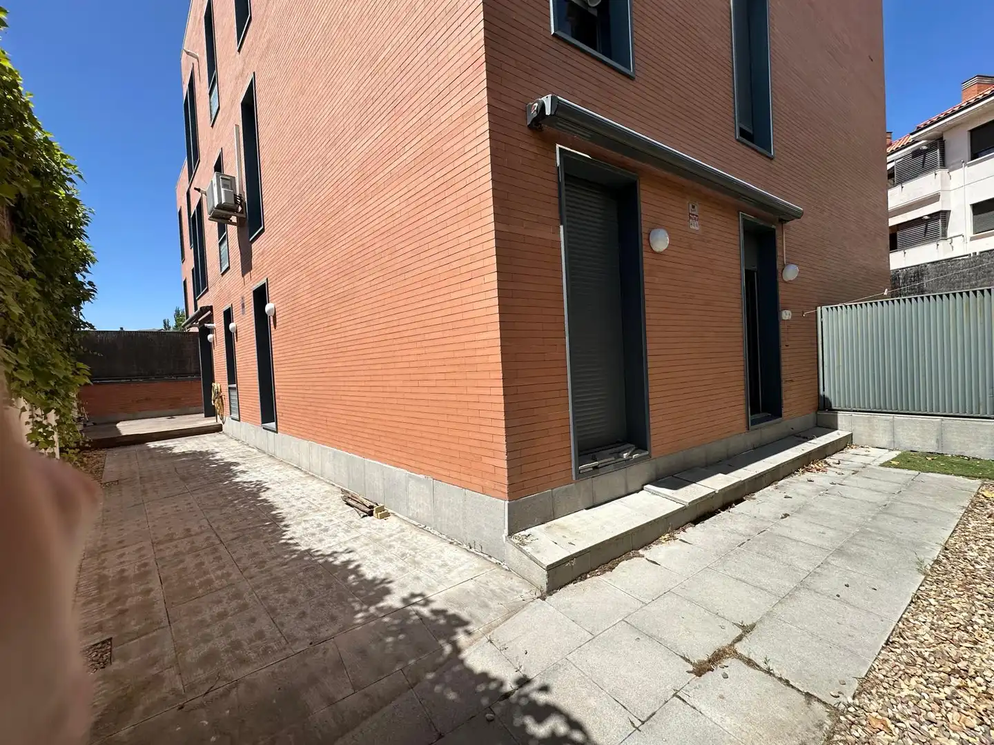 Vista exterior de Piso en venta en Torrelodones con Calefacción, Jardín privado y Terraza