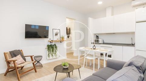 Foto 2 de Piso de alquiler en Calle de San Andrés, Universidad - Malasaña,  Madrid Capital