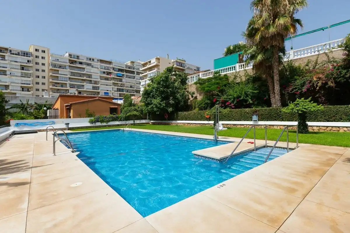 Swimming pool of Flat for sale in Torremolinos  with Air Conditioner, Private garden and Terrace