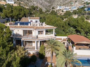 Chalet con balcón en venta en Altea la Vella