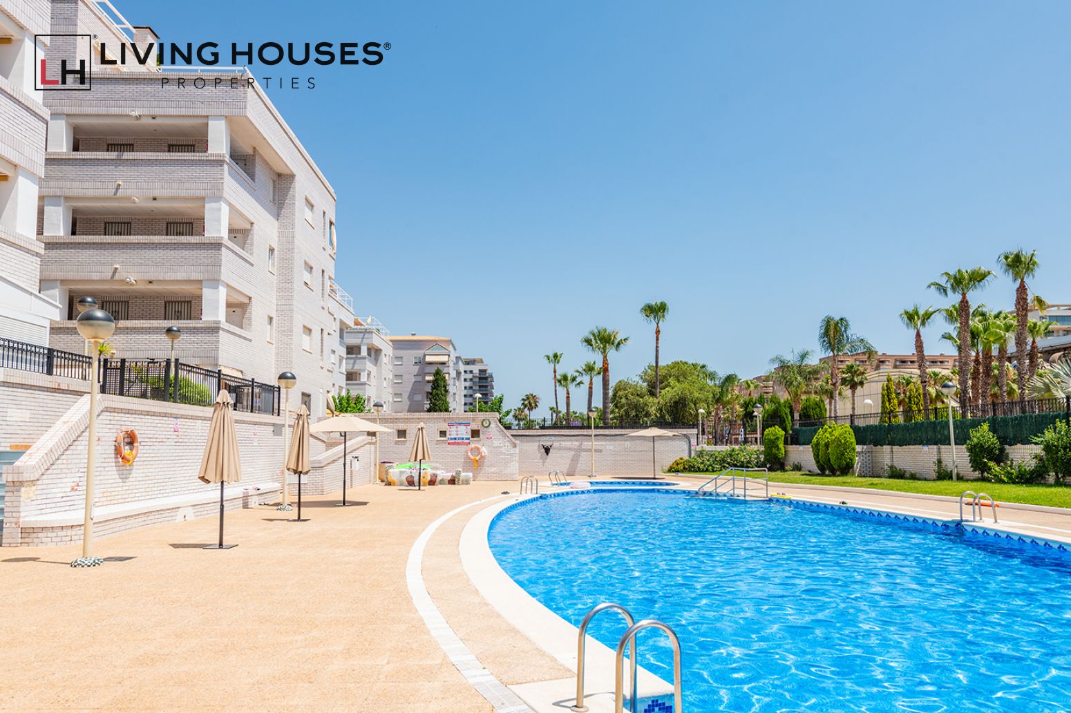 Piscina de Pis en venda en Oropesa del Mar / Orpesa amb Aire condicionat, Jardí privat i Terrassa