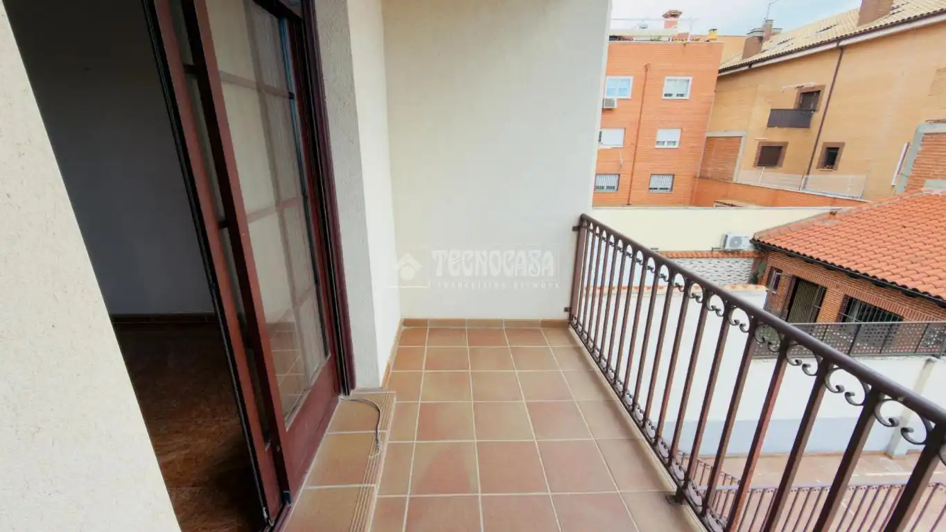 Balcony of Detached homes for sale in Alameda de la Sagra