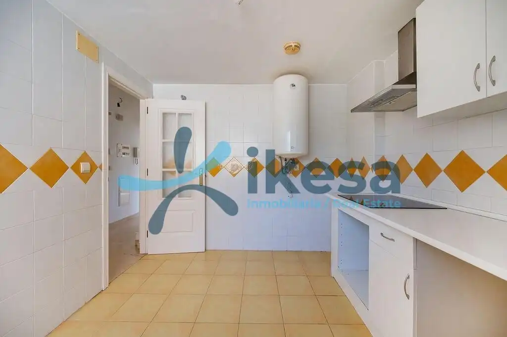 Dúplex amb piscina en venda a Elviria - Cabopino, imagen 5