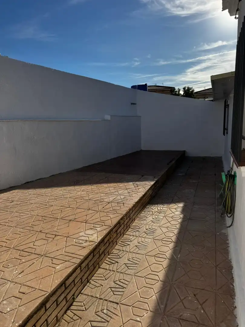Detached homes for sale in BILBAO POBLADO, El Poblado - Abulagar